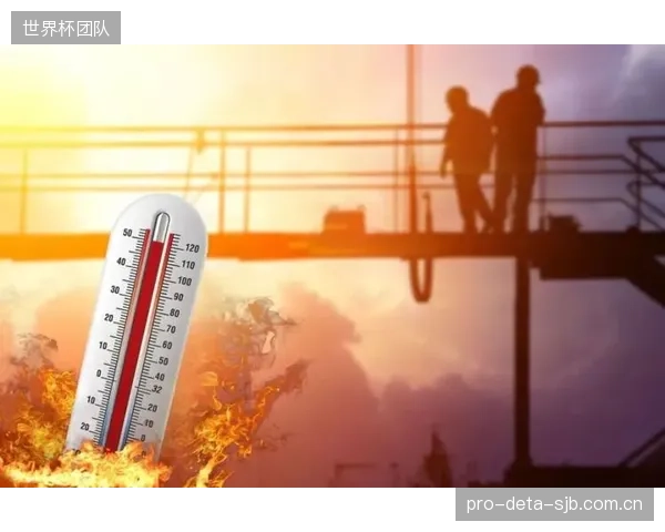 科研机构警告高温闷热天气将成常态,迈阿密等城市雷暴或影响比赛节奏。 科研机构警告高温闷热天气将成常态,迈阿密等城市雷暴或影响比赛节奏。
